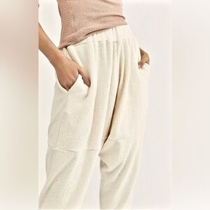 Free People Look Sharp Ivory Joggers Size Small